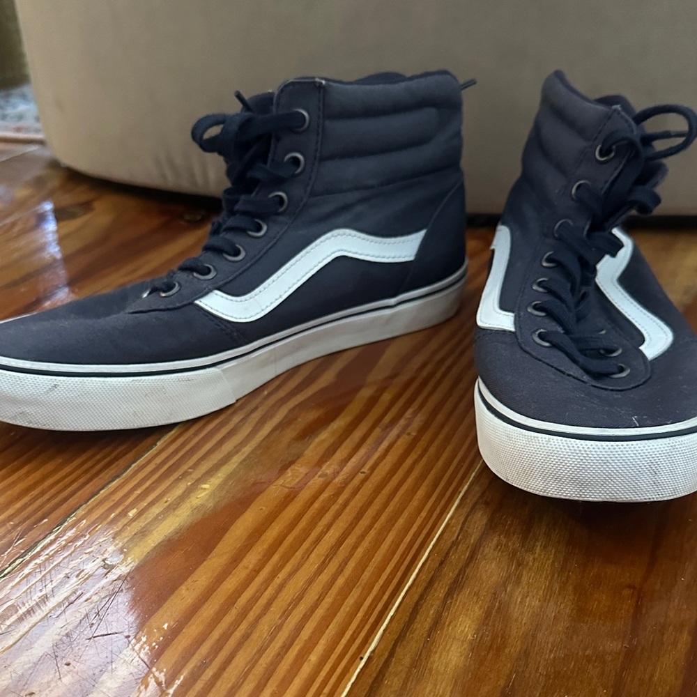 Vans Women's Navy High-Top Sneakers